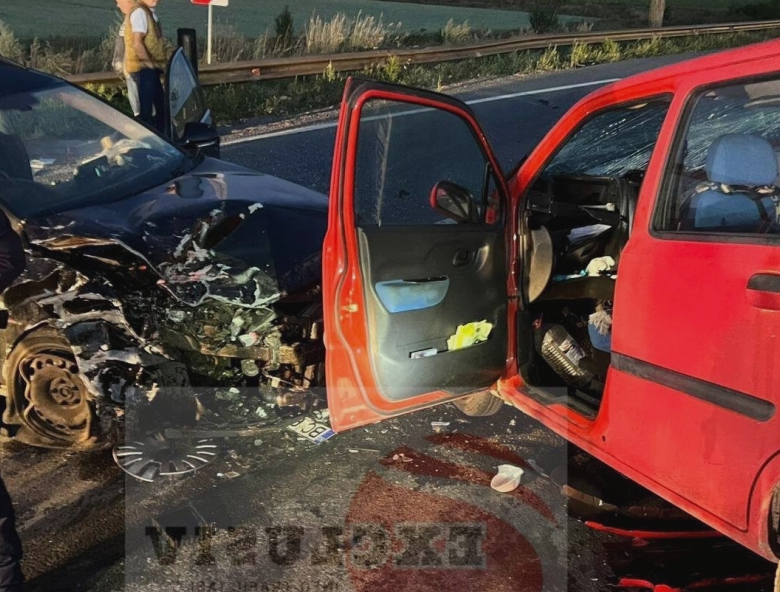 accident rutier grav la strunga azi in zorii zilei cinci persoane implicate trei fiind transportate la spital 68abf6c89c745