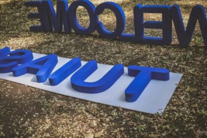 admitere tuiasi septembrie 2025 peste 1 000 de locuri la licenta master si doctorat p 68a7f24c3a058