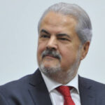 adrian nastase este suparat pe romanii care n au tinut doliu pentru ion iliescu si ii numeste progresisti 68977f58494fd