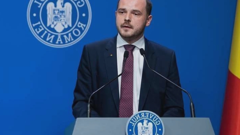 alexandru rogobete anunta schimbari in sanatate subliniind ca economiile de peste 3 miliarde de lei estimate prin implementarea acestora vor fi folosite tot in sistem 68b1e1744c007