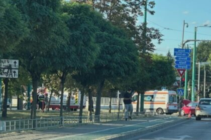 ambulanta implicata intr un accident la timisoara doua femei si un bebelus de o luna au ajuns la spital 68acb6182150c