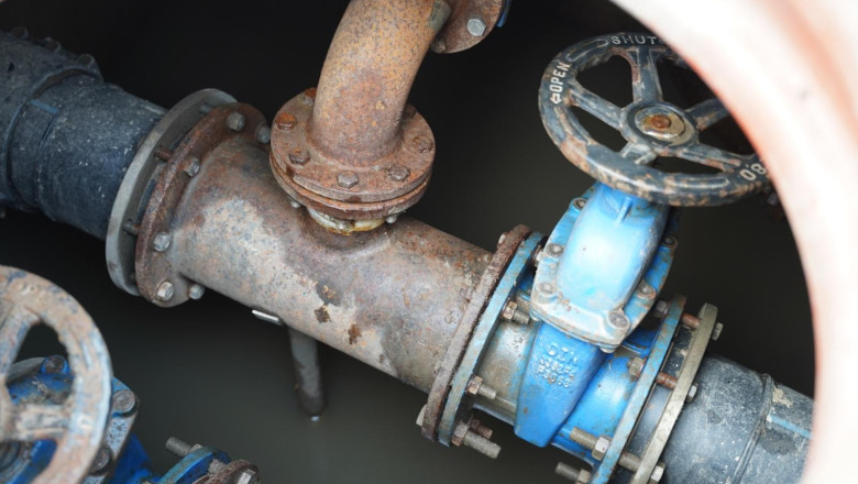 apa menajera a inceput sa fie distribuita oamenilor din brosteni precizarile presedintelui consiliului judetean suceava 688c71d0f1053