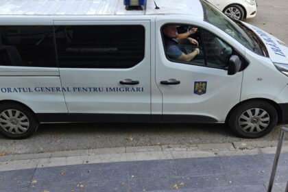aproape 250 de straini au fost depistati in situatii ilegale in iulie in romania 65 de oameni au fost indepartati sub escorta 68905c20ef629