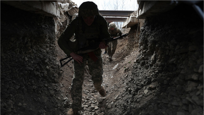 armata rusa continua avansul in estul ucrainei soldatii lui putin ar fi cucerit inca doua localitati intr un sector strategic 689c9f997d97d