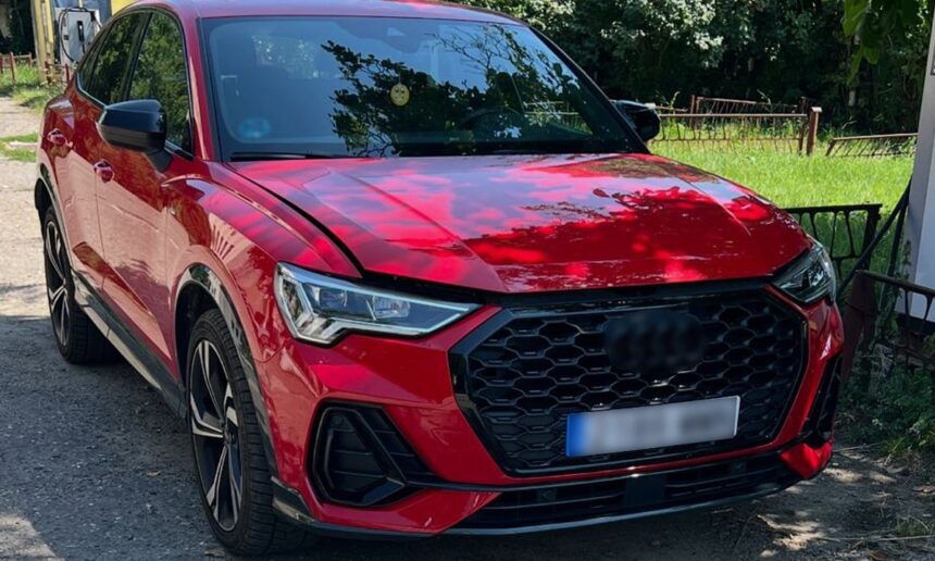 autoturism in valoare de 160 000 lei declarat furat de autoritatile din spania depistat la o femeie din valea adanca 689872672ec54