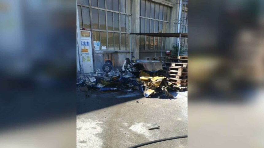 avion prabusit in curtea unei fabrici din arad la bord se aflau un pilot profesionist si un tanar de 18 ani 68976a00b066d