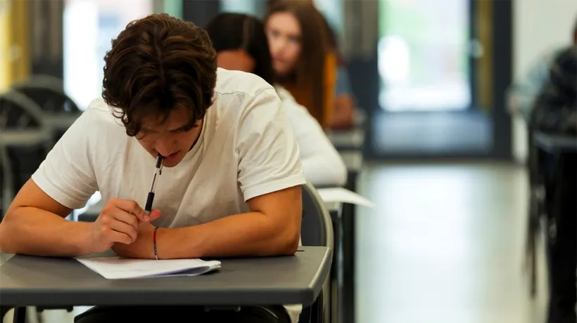 bacalaureat 2025 sesiunea august incep probele scrise aproape 1 000 de candidati din judetul iasi inscrisi la