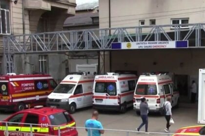 batrana din andrieseni ranita grav dupa ce a fost atacata de vaca din gospodarie fiul femeii a ajuns si sub copitele animalului 6899b18a7b675