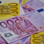 bolojan a pus ochii si pe banii romanilor din strainatate ce taxa vor fi obligati sa plateasca 68a987666b311