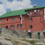 cabana babele a fost scoasa la vanzare cat costa unul dintre cele mai cunoscute simboluri ale bucegilor 68a5ada0647f0