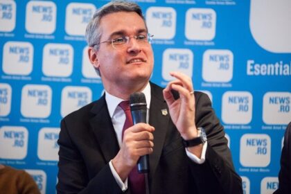 cazul microbuzelor la suprapret prima reactie de la guvern nu voi tolera niciun abuz 689ae5ad21aeb