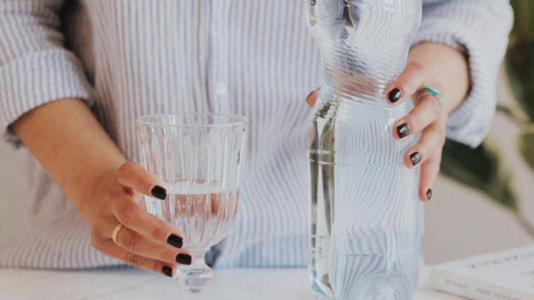 ce tip de apa este mai indicat sa consumam carbogazoasa sau plata ce spun specialistii 68a607aaa5dbf