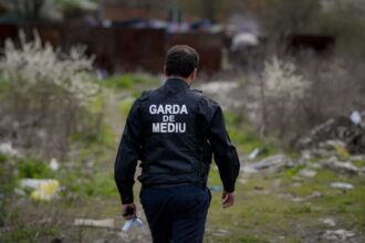 comisarii garzii de mediu vor fi dotati cu bodycam uri si vor putea utiliza imaginile de la drone ca proba in aplicarea sanctiunilor 689dfd59cf616