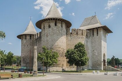 consiliul judetean iasi va cumpara o holograma interactiva pentru o cetate va costa 10 000 de euro 68a7cb67eb5b3