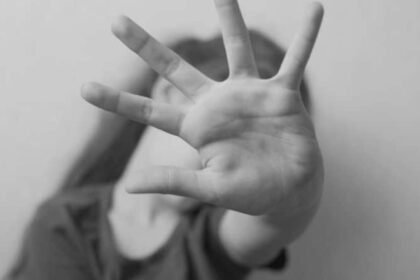 copila de 9 ani agresata sexual in mijlocul ploiestiului un barbat de 53 de ani ar fi profitat de fetita care se simtea rau 68a741ca9324c