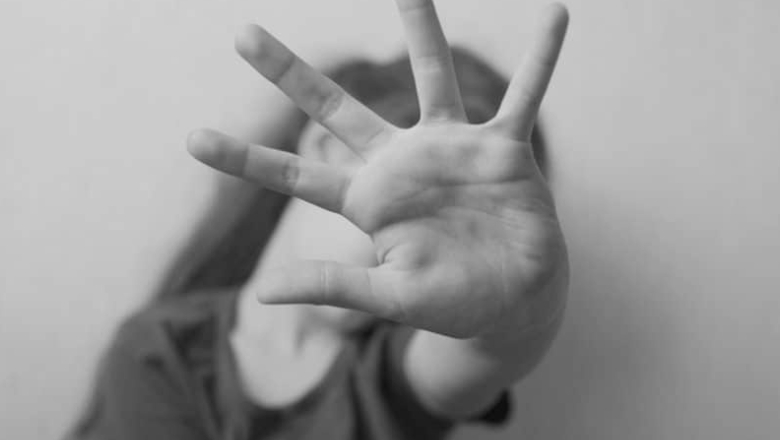 copila de 9 ani agresata sexual in mijlocul ploiestiului un barbat de 53 de ani ar fi profitat de fetita care se simtea rau 68a741ca9324c