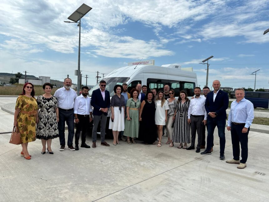 corpul de control trimis sa verifice achizitia de microbuze scolare la suprapret va ajunge si la iasi 689b31c2cc920