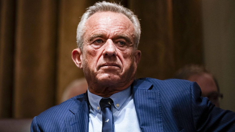 departamentul sanatatii condus de robert f kennedy jr renunta la finantarea dezvoltarii vaccinurilor cu tehnologia arnm 6892d4dfdd220