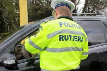 doi barbati retinuti de politistii ieseni pentru conducere sub influenta alcoolului unul nu avea nici permis 68950545369e5