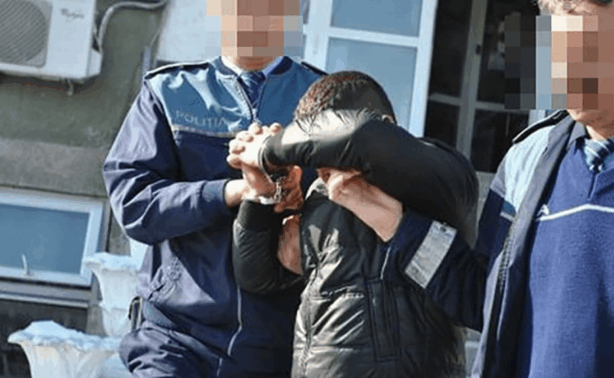 doi minori care jefuiau copii de telefoane pe strazile iasului spor de pedeapsa din cauza indraznelii infractionale cu care actionau 688ebe1beab35