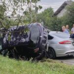 dupa o liniuta cu politia un tanar a fost incatusat in plina strada bonus a produs si un accident rutier 68a95eca16f66