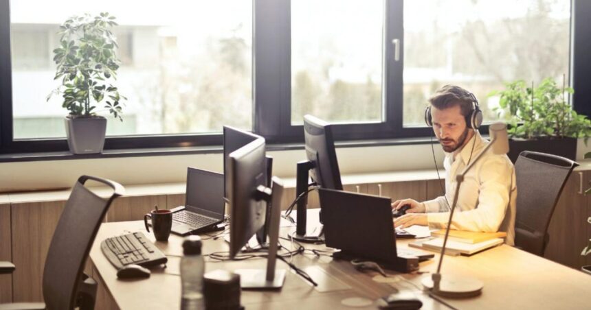 este incredibil ce s a intamplat la o firma unde 102 persoane munceau zilnic fara forme legale ce explicatie au gasit reprezentantii companiei 68928d8994deb