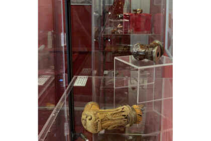 foto secretul fumului interzis prins in peste 200 de pipe iasul gazduieste expozitia care transforma viciul in arta si istorie 68a1538a33ca7