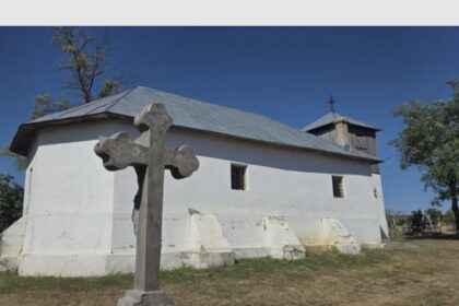 foto ziua ghiozdanelor la badarai berza 68b28d737ef06