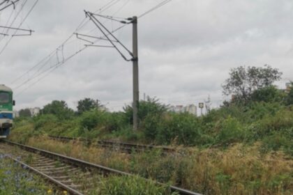 furtuna a facut prapad in judetul ilfov trafic feroviar afectat intre buftea si peris din cauza vijeliei 68a8c08b0de92