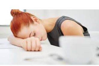 generatia epuizata din iasi tinerii care isi distrug sanatatea pentru salarii si like uri 68a3f66dddf83