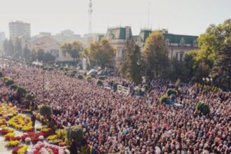 generatiile z si alfa rescriu pelerinajul cu live uri si selfie uri virale 68a176d6405da