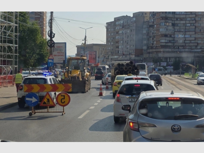 iasul blocat la nesfarsit august sub asediul santierelor si trafic la limita suportabilului 68a0107e29e79