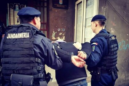 ieseanul care si a ucis fratele in bataie din cauza ca nu castiga de ajuns la pacanele pentru el s a ales cu o pedeapsa de doar 13 ani de inchisoare 68915b48a23e4