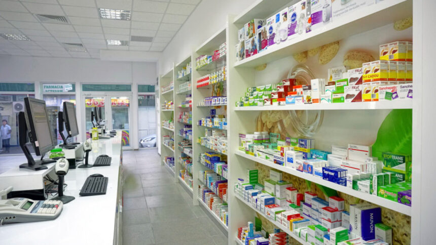 iesenii au gasit farmaciile inchise astazi chiar daca erau pline de angajati modificarea tva a dat peste cap integral sistemul trebuie schimbate manual sute de preturi 688cb09468d24