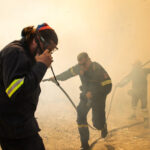 incendii in locuri turistice populare din grecia autoritatile au emis stare de alerta zonele afectate 689b58815b968