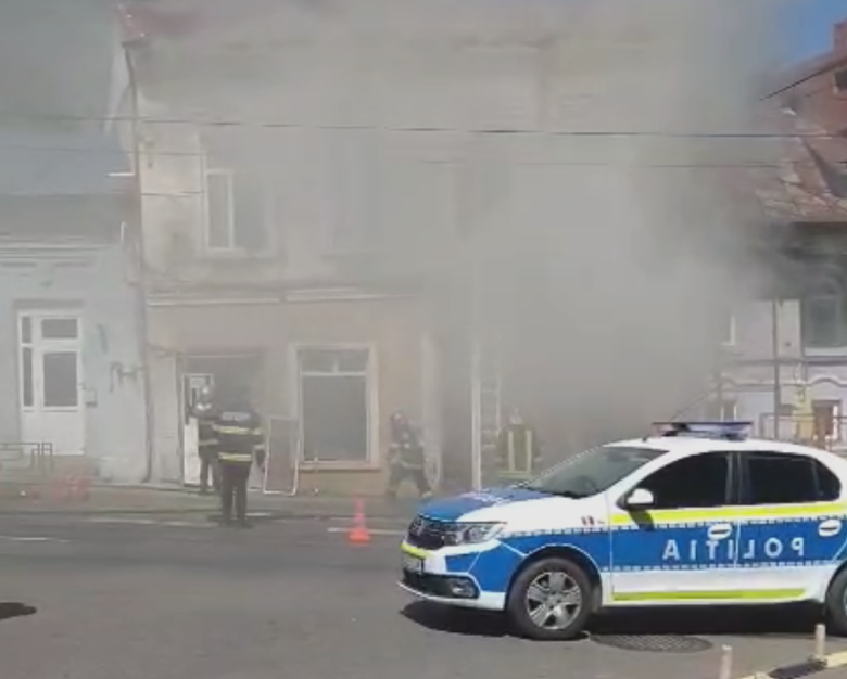incendiu de proportii la o casa din municipiul iasi 68ac44db17d7d