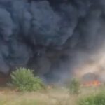 incendiu violent de vegetatie uscata in judetul buzau flacarile s au extins la un parc auto ard trei tir uri si doua microbuze 68ac4b684ad6f