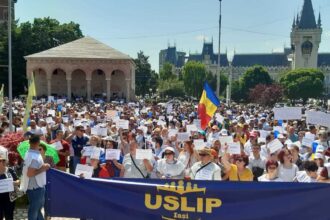 incertitudine incepe sau nu luni scoala la iasi sindicatele anunta proteste si boicot profesorii se pregatesc pentru intalnirea cu elevii vor fi sau nu platiti grevistii 68ad0416b258c