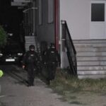 individul din otopeni suspectat ca l a omorat pe copilul iubitei sale si care se baricadase intr un apartament imobilizat de politisti 68b1f672e062e