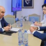 intalnire discreta la consiliul judetean iasi intre presedintele costel alexe premierul ilie bolojan si prefectul luciana antoci 68a9a2845eca9