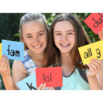 limbajul suburban care aprinde iasul cum se nasc si mor expresiile urbane in era tiktok si rap 689ac9f59f339