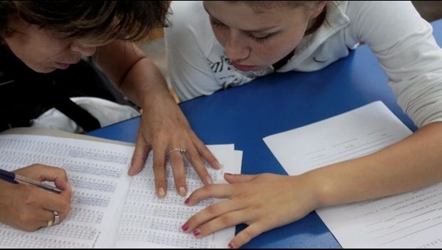 locuri libere in clasa a ix a pentru la toamna dupa solutionarea cazurilor speciale ce optiuni mai au elevii ieseni in etapa a doua a admiterii 688ffdfa78a7e