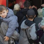 marea deportare a ucrainenilor trump se pregateste sa expulzeze 120 000 de refugiati care sunt motivele 689f2cf583c83