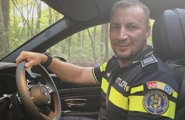 marian godina atac dur la adresa deputatului aur dan tanasa parazitul asta mare umflat si dobitoc e parlamentar si incita la discriminare 68b014cf99140