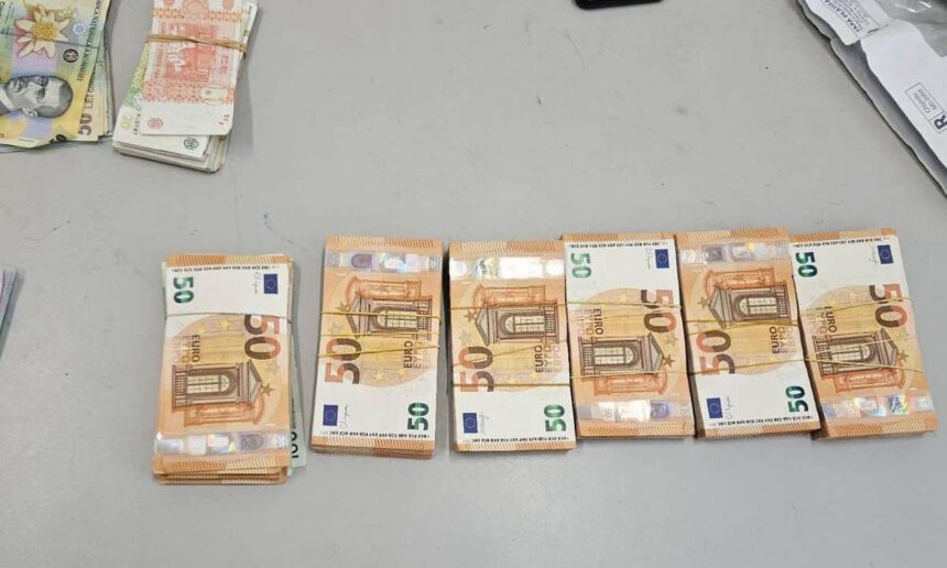 mii de euro ascunsi sub scaunul soferului confiscati de politistii de frontiera de la albita 6895b990a1edb