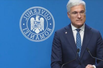 ministrul dragos pislaru evita sa raspunda daca se va ajunge la inghetarea pensiilor si salariilor video 68a47bc034fe2