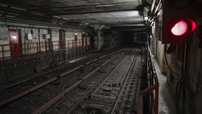 ministrul transporturilor anunta un control la metrou ampla actiune de inspectie privind siguranta si exploatarea trenurilor 6895bec1b2e47