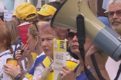 nababii de la stat se revolta nu le place austeritatea desi au salarii medii de cel putin 3 000 de euro 68aeb59640052