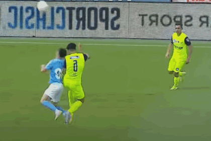 nervi multi si fotbal putin intr un meci cu 14 galbene iasul a obtinut un punct pe terenul unei favorite la promovare 68aa70575dd73