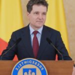 nicusor dan participa la conferintele de la unitatea militara din targu mures 68a45a49abd97